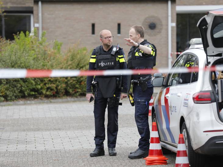 Politie zoekt twee mannen voor schietpartij op klaarlichte dag in Roosendaal: ‘Dan zijn mensen gewoon thuis’
