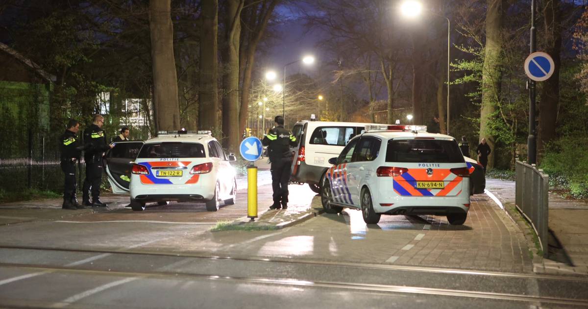 Escalatie na uit de hand gelopen conflict in Vught: politie met meer dan vijftien voertuigen in wijk, twee aanhoudingen.
