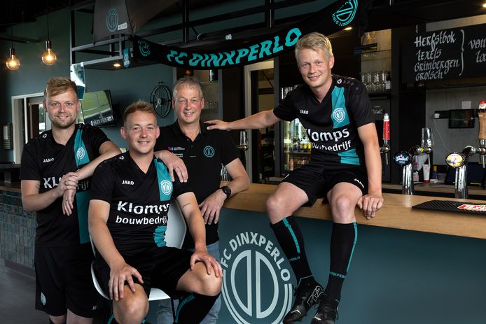 vader-bert-radstaak-is-soms-streng-voor-zijn-drie-zoons-bij-fc