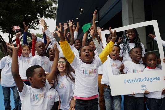 Een koor van vluchtelingenkinderen, zondag tijdens een optreden in Sao Paulo, Brazilië. De kinderen uit veertien verschillende landen, van Afghanistan tot Venezuela, doen mee aan een speciaal programma van de VN voor vluchtelingen.