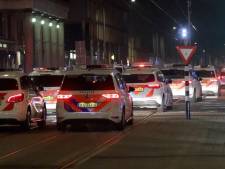 Jongeren met bivakmutsen zorgen voor onrustige nacht Schilderswijk: politie grijpt in en blijft alert