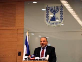 Israëlische minister van Defensie Lieberman neemt ontslag, partij stapt uit regering: “Israël capituleert voor terrorisme”