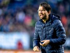 NAC-trainer Hyballa vreest voor schorsing Kortsmit: ‘Maar een tweede keeper is er niet alleen om drankjes aan te vullen’
