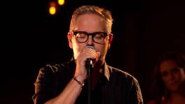 Guus Meeuwis kiest voor het hoopvolle ‘Bemin Me Later’