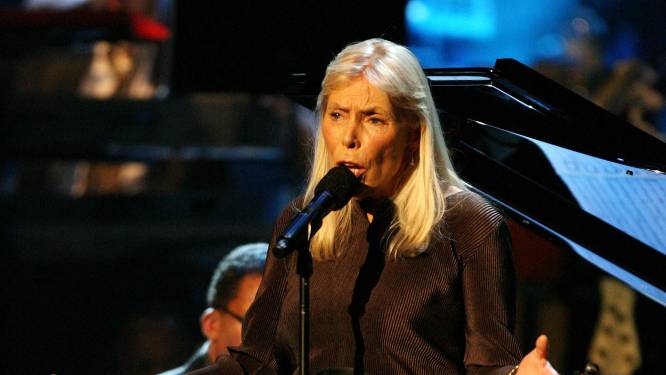 Ook Joni Mitchell wil muziek van Spotify halen: “Onverantwoordelijke mensen verspreiden leugens”