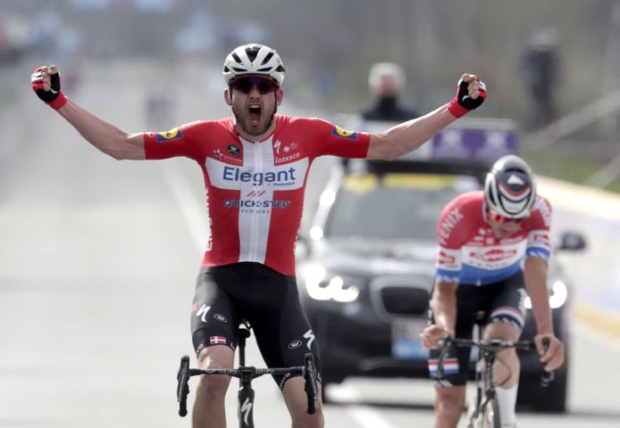 Kasper Asgreen won op verbluffende wijze de Ronde van Vlaanderen.
