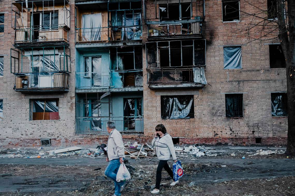 Hoe Poetin de Oekraïense inval in Koersk voor zijn eigen propaganda gebruikt: ‘We worden als stompzinnigen behandeld’