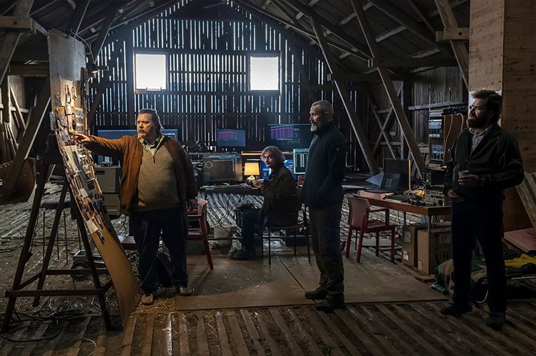 Vanaf links: Nicolas Bro, Lars Brygmann, Mads Mikkelsen en Nikolaj Lie Kaas in ‘Riders of Justice’. Beeld 