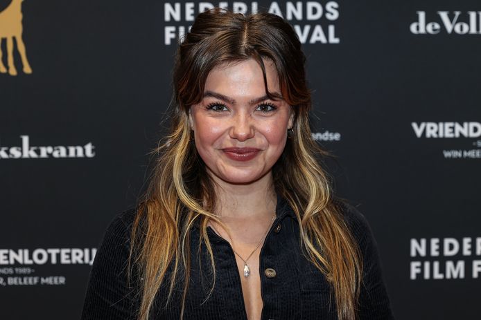 Abbey en Sterrin ontketenen nieuwe trend, Sylvie laat zien hoe ze aan