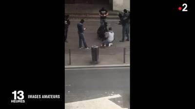 Les images de l’interpellation du suspect de l’attaque à Lyon