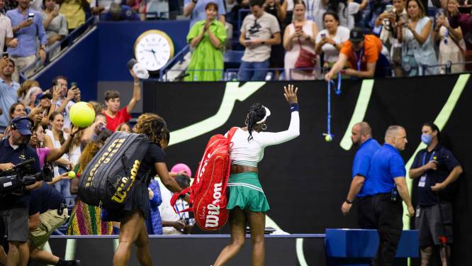Lucie Hradecka verontschuldigt zich bij fans voor zege op Serena en Venus Williams: ‘Het spijt me’