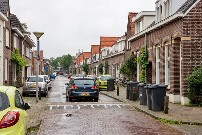 De economie in de Brainport regio draait mede door de aanwezigheid van Philips en ASML zeer goed. Maar lang niet alle inwoners van de regio, zoals in sommige wijken in Eindhoven, profiteren hiervan.