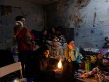 Dans "l'enfer glacial" de Marioupol, 100.000 personnes sont toujours bloquées