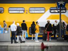 Oorzaak treinstoring Amsterdam bekend, vrijdagnacht geen treinverkeer door terugschakeling