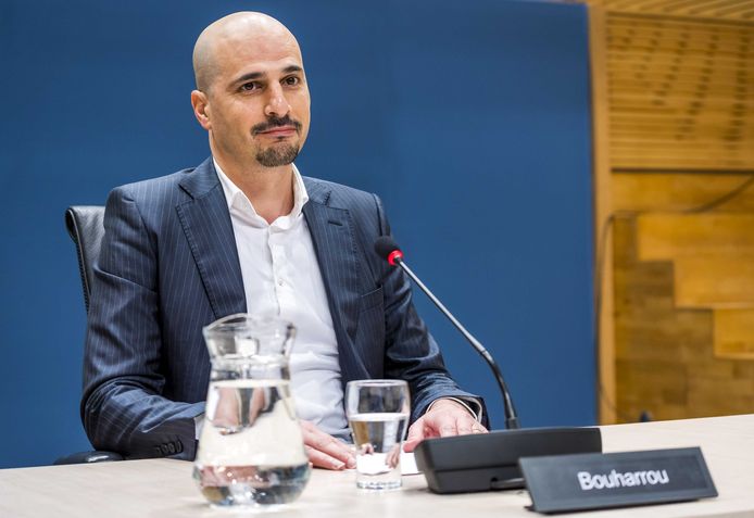 Said Bouharrou, vice-voorzitter van de Raad van Marokkaanse Moskeeën Nederland (RMMN), tijdens de de openbare verhoren van de parlementaire ondervragingscommissie.