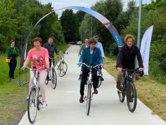 Fietssnelweg F414 tussen Mere en Erpe officieel ingefietst: “Nu nog de laatste 4 kilometer tot Aalst”