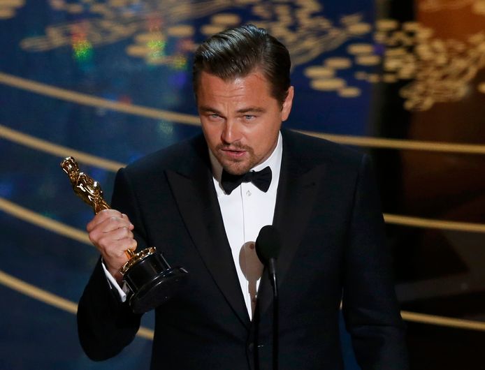 De 24-karaats gouden e-sigaret zou volgens de samensteller van de goodiebag voor Oscar-genomineerden bedacht zijn met topacteur Leonardo DiCaprio in het achterhoofd.