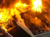 Nieuwshelikopter filmt grote brand in Amerikaanse kerk