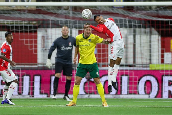 FC Emmen ontneemt Fortuna Sittard na rust alsnog eerste ...