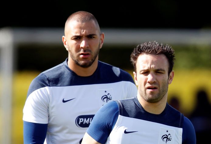 Benzema vs Valbuena (r)