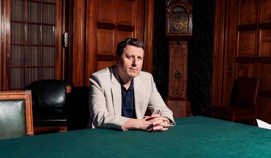 ‘Poetin kan een nieuwe oorlog nu niet aan. Zijn leger, op papier een van de sterkste ter wereld, faalt in Oekraïne’: Frédéric Martel over de vijanden van het Westen