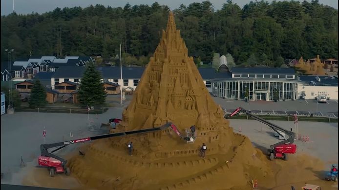 Le château de sable le plus haut du monde a été construit dans le nord du Danemark.