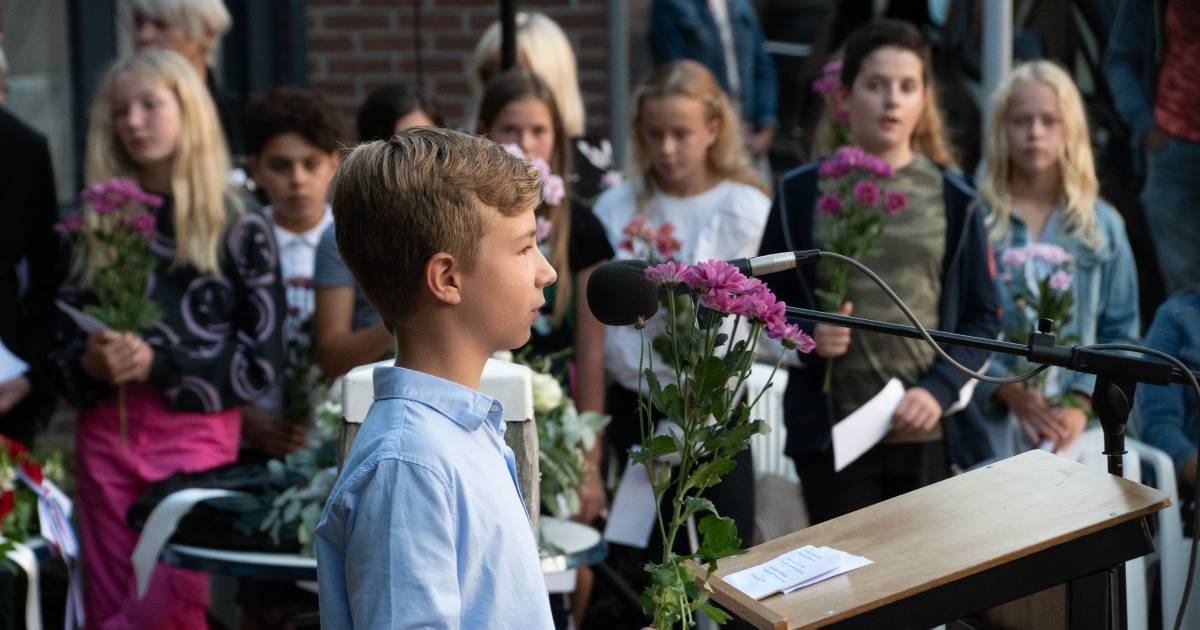 Indrukwekkende herdenking in Breskens | Zeeland | bndestem.nl - BN DeStem