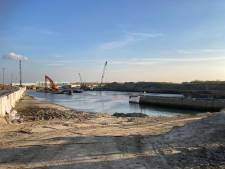 Het gaat volgende week nog twee keer knallen op het sluizencomplex in Terneuzen