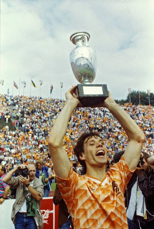 Cruijff overtuigde Van Basten, de rest is geschiedenis ...