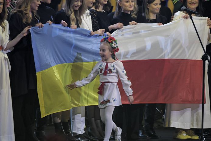De zevenjarige Amelia in de Atlas-arena in Polen.