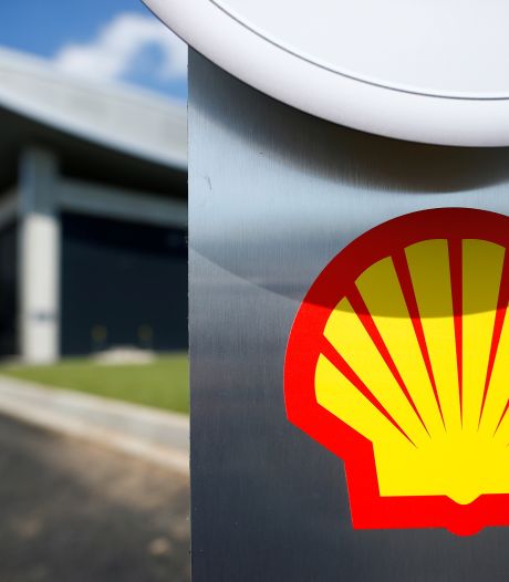 Shell wil niet langer ‘Royal Dutch’ zijn en wordt Brits, kabinet ‘onaangenaam verrast’