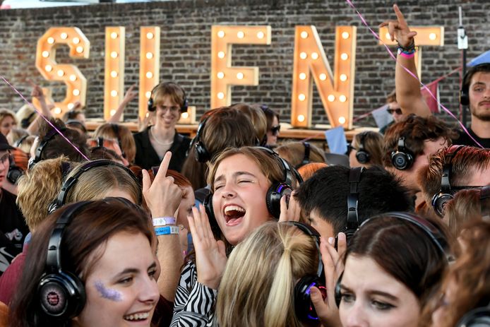 Appelpop2022: Feest met een hoofdletter F (en met heel veel blubber ...