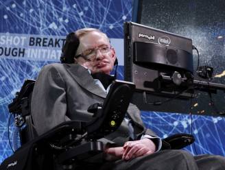 Familie schenkt beademingsapparaat van Stephen Hawking aan ziekenhuis in Cambridge