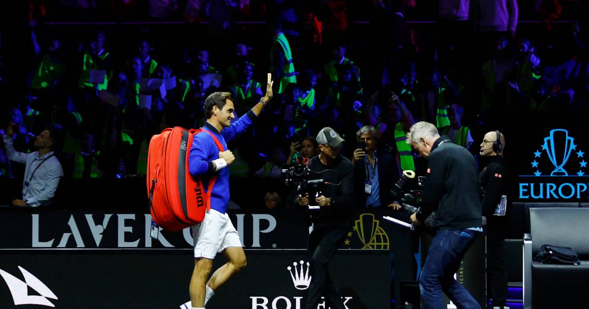 Cosa porterà quel giorno?  Il pubblico si infuria quando Roger Federer entra in campo per… allenamento |  Tennis