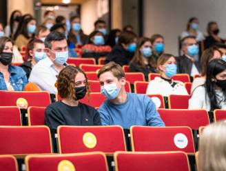 Ook VUB start actie voor Oekraïense studenten: “We willen hen niet achterlaten”