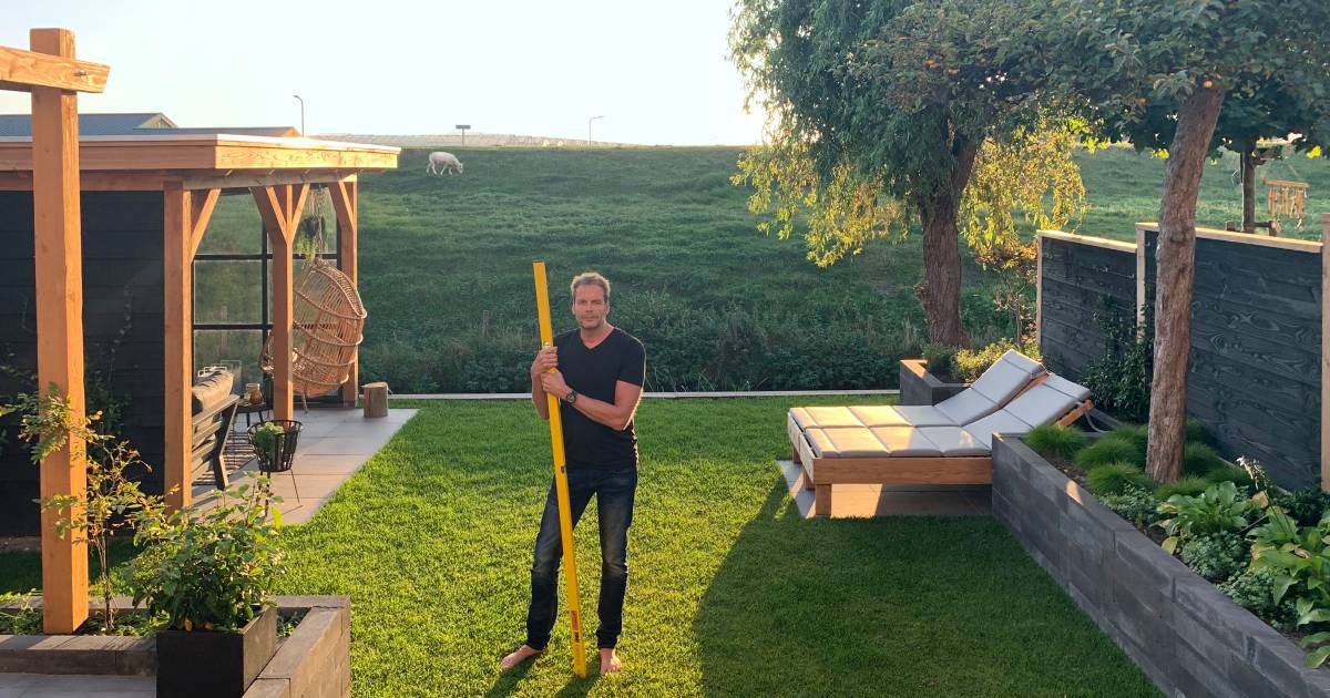 het huis van arjen is een begrip in s gravenzande het vrije uitzicht achter onze tuin is echt uniek mijn tuin den haag en omstreken ad nl