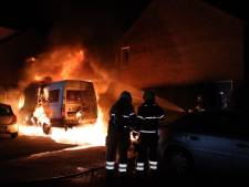 3500 euro in twee dagen voor uitgebrande bus kringloopwinkel Spullukus