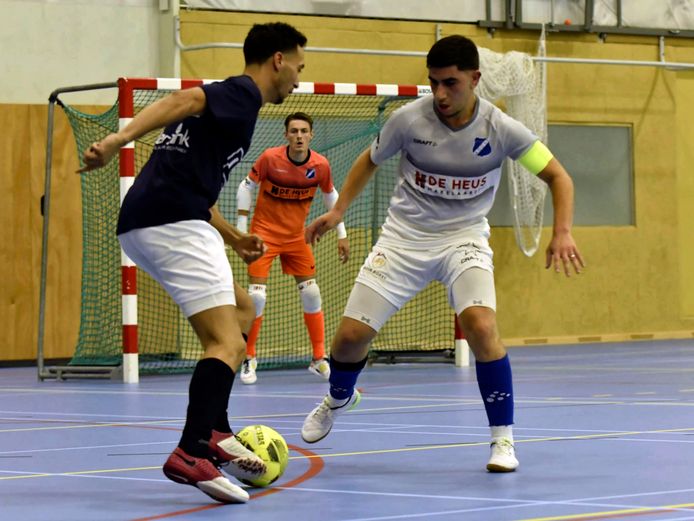 Aanvoerder Rachid Boughalab kreeg met AGOVV Futsal een flinke nederlaag te verwerken in Heerhugowaard.