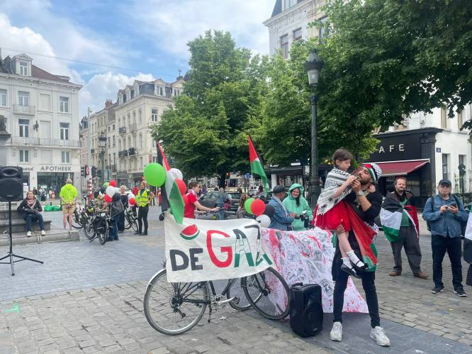 ViaVelo Palestina fietst door Brussel uit steun voor Palestina