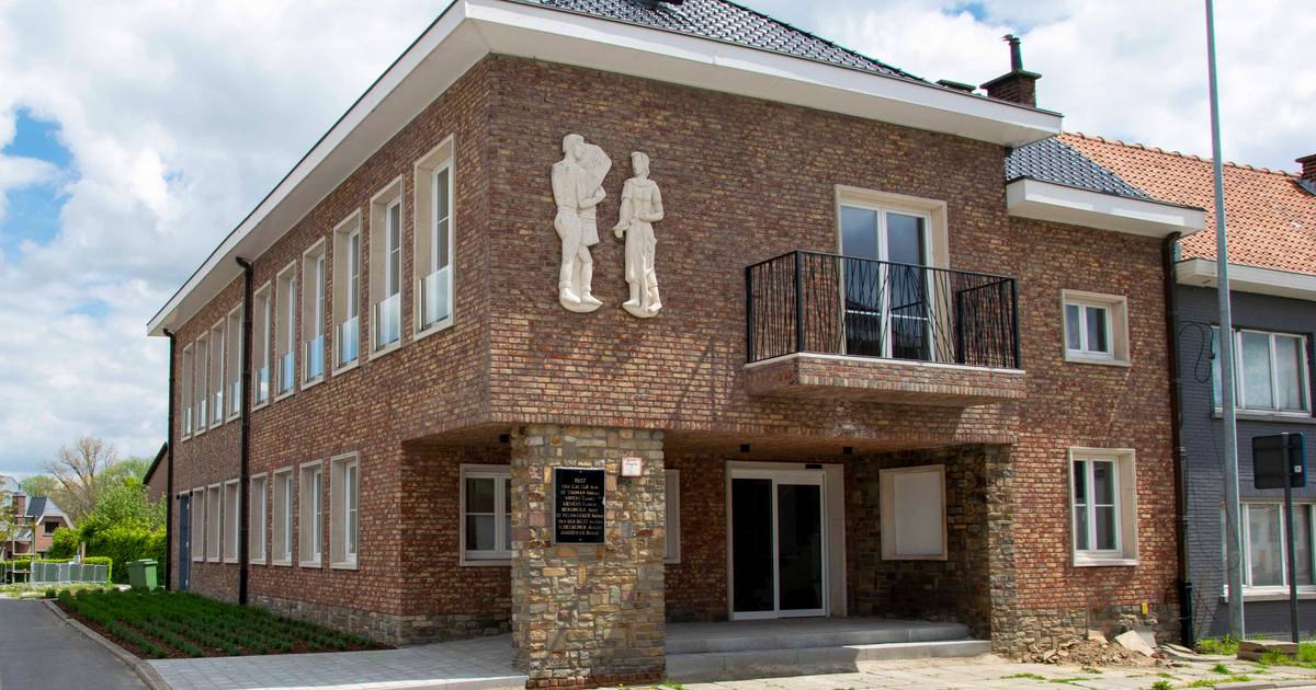 Oud gemeentehuis Heldergem heropent na renovatie met tentoonstelling