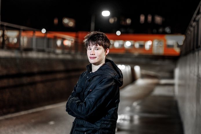 De 16-jarige Oliver Heming staat samen met zijn vriend Lev Weikamp (niet op de foto) op de kieslijst in Winterswijk.