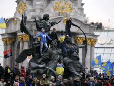 Des dizaines de milliers de manifestants à Kiev