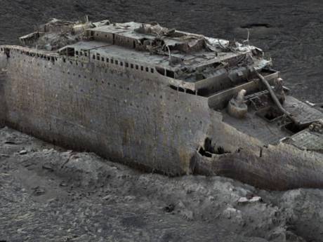 Van serienummer tot ongeopende champagneflessen: 3D-scan geeft uniek beeld van de Titanic
