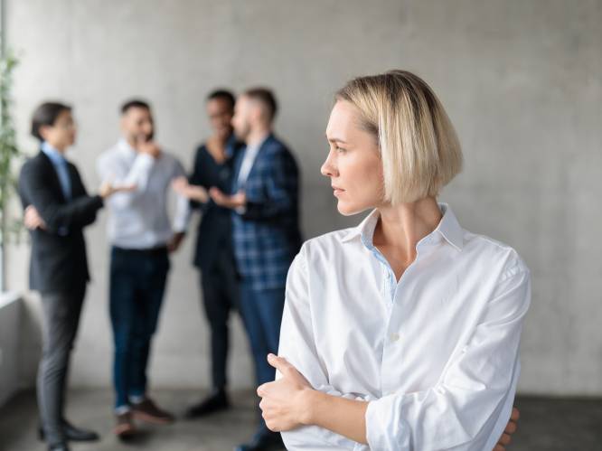 Wie zich slecht voelt op het werk, steekt collega's aan. Expert: “Natuurlijk is een burn-out besmettelijk”