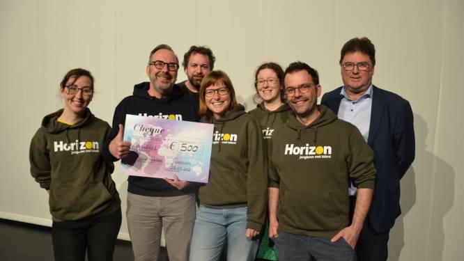 Jeugdorganisaties Horizon en Vagevuur verkozen tot Meest Verdienstelijke Lokeraar: “Dankzij onze werking zagen jongeren voor eerste keer de zee”