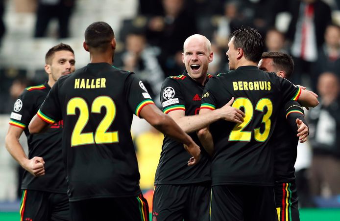 Het Bob Marley-shirt van Ajax in de Champions League.