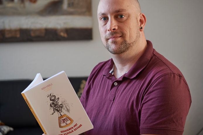 Koen Vogels geeft les op de John F. Kennedyschool in Oss en schreef een kinderboek.