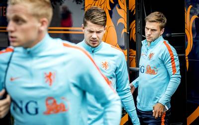 Debuut Van de Beek in Oranje