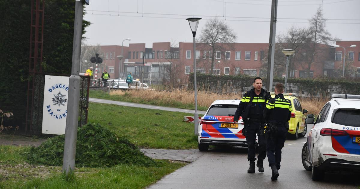 112 Nieuws: treinverkeer tussen Zwolle en Hoogeveen hervat na aanrijding.