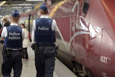 Veiliger op het spoor: Infrabel stelt nieuwe opleiding spoorwegpolitie voor